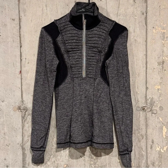 Lululemon Run Your Heart Out 1/4 Zip Pullover Size 2 - Picture 1 of 9